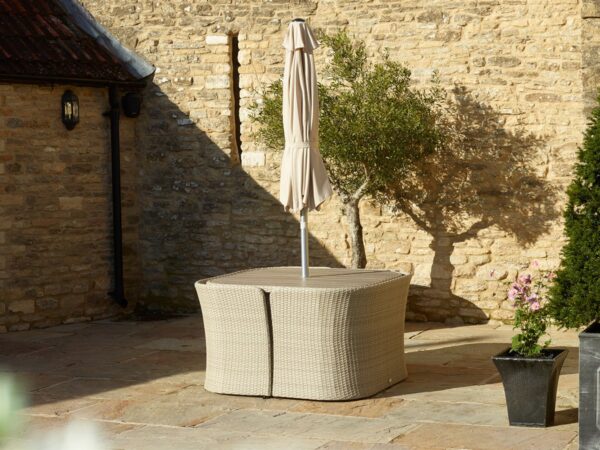 Tetbury Nutmeg Rattan 8 Seater Balcony Set with Tree-Free Top, Parasol & Base - Image 2