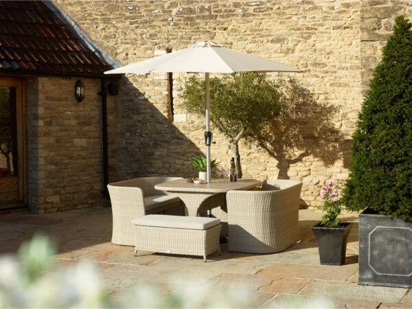 Tetbury Nutmeg Rattan 8 Seater Balcony Set with Tree-Free Top, Parasol & Base