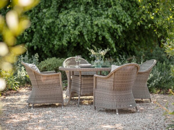 Sahara Rattan 4 Seat Round Dining Set with Parasol & Base - Image 2