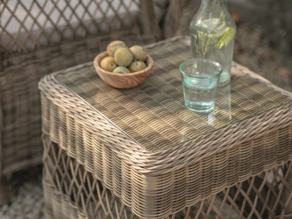 RHS Rosemoor Rattan Recliner Set with 2 Footstools & Side Table - Image 3
